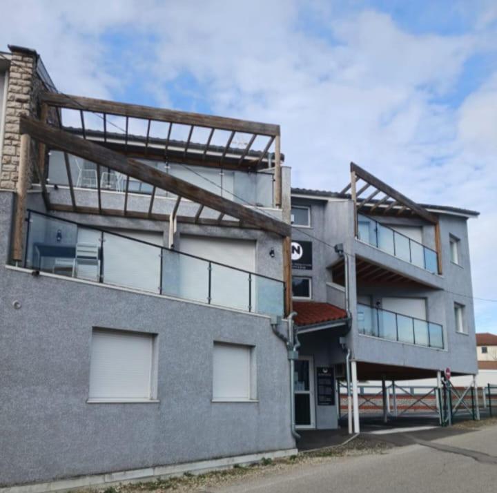 Cotinga Hotell Villars-les-Dombes Exteriör bild
